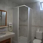 B&B Yali