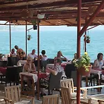 Yali B&B 시데