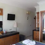B&B Yali