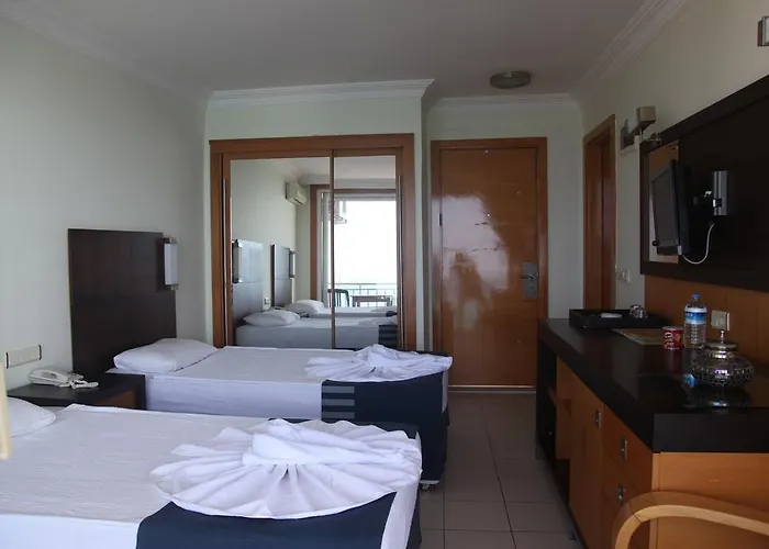 Oda ve Kahvaltı Yali Side