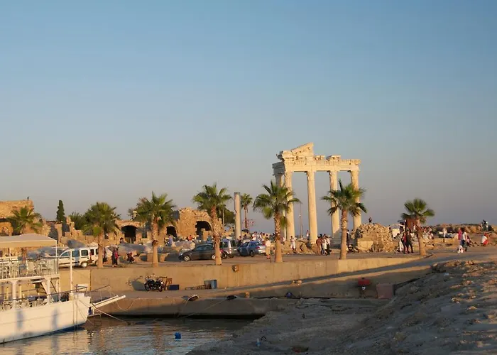 Oda ve Kahvaltı Yali Side