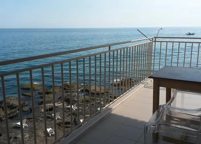 Oda ve Kahvaltı Yali Side