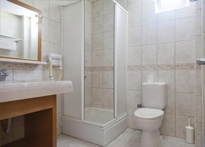 Yali Oda ve Kahvaltı Side