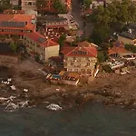 Yali 3* Side