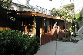 Yali 住宿加早餐酒店